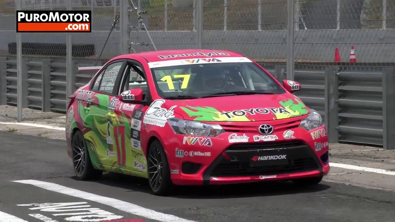 CTCC 2017 YARIS CUP ANDRES BRUNA PRACTICAS VIERNES