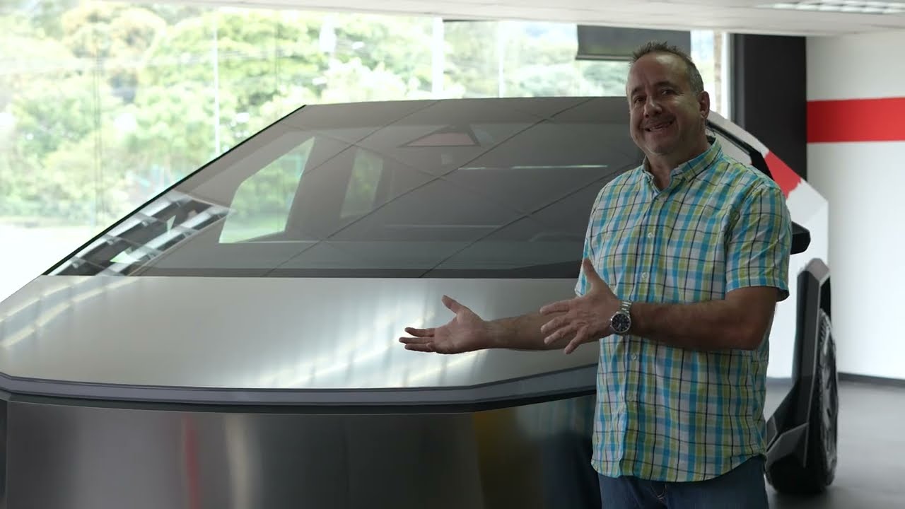 Tesla CYBERTRUCK FOUNDATION SERIES 2024