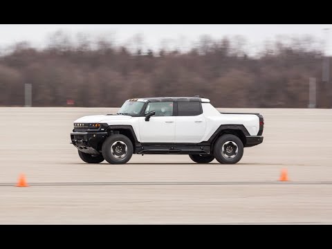 GMC Hummer eléctrico comienza sus pruebas de invierno