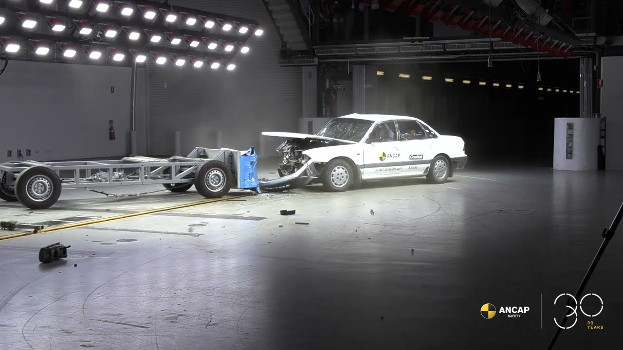 CELEBRATING 30 YEARS OF ANCAP - 1993 Mitsubishi Magna Crash Test