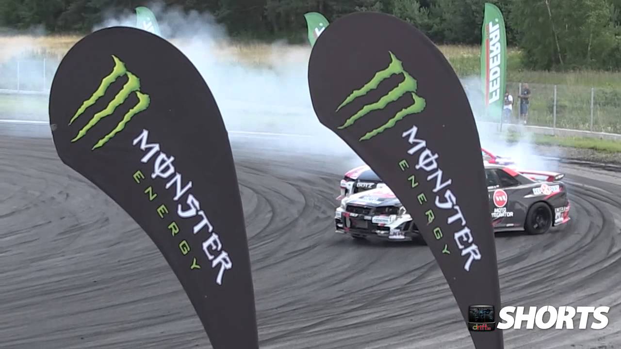 Drift.ro Shorts: Polish Pro Drifter Bartosz drifts using his feet