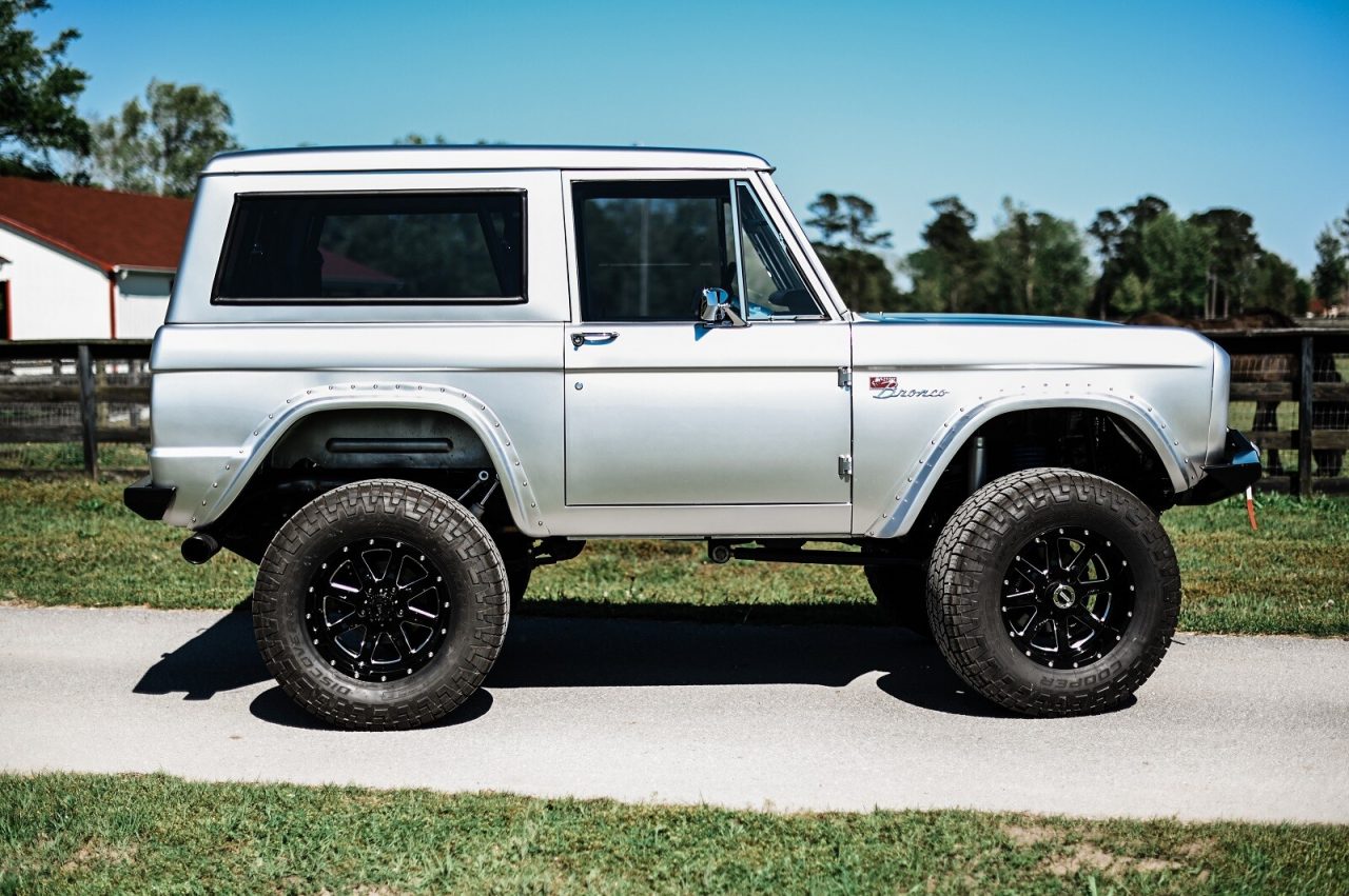 Ford bronco 3