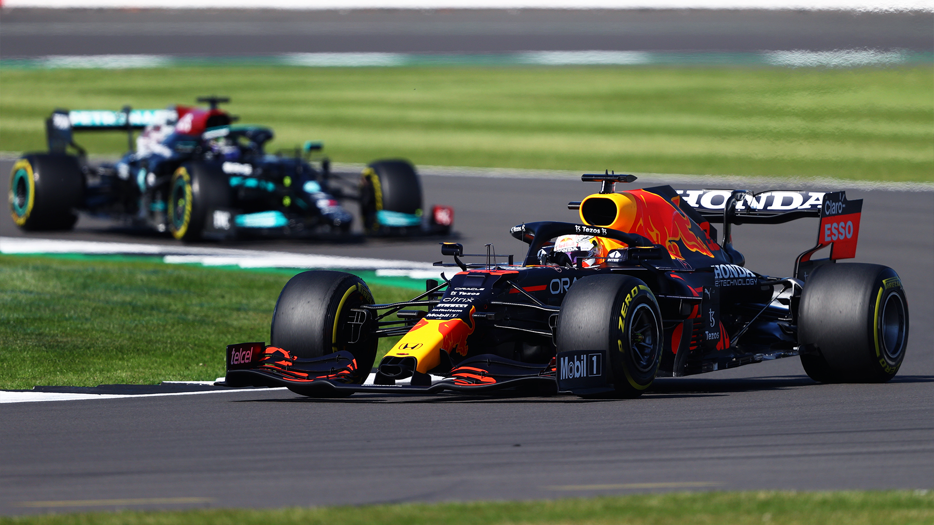 Verstappen se lleva la primera carrera sprint de la F1 de la historia –  Puro Motor