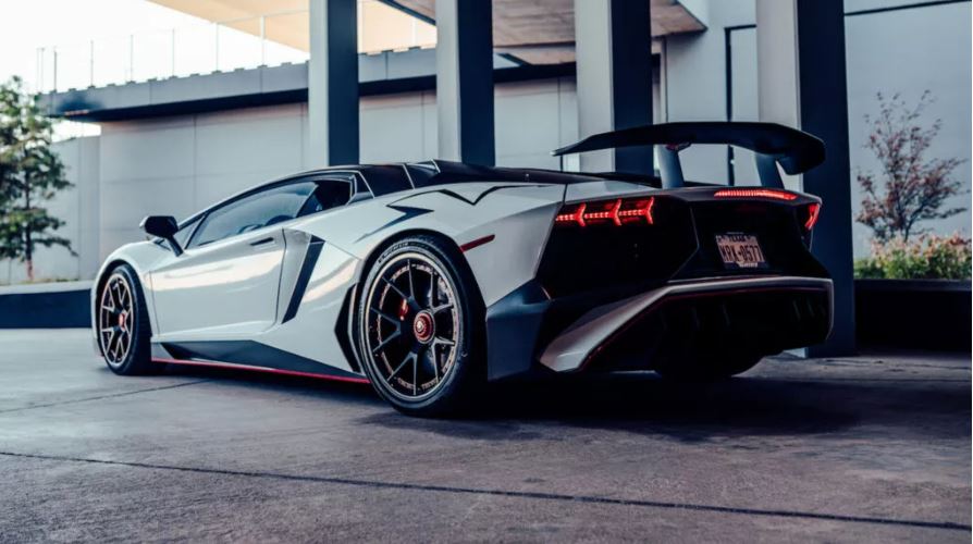 Este Lamborghini Aventador biturbo tumba a cualquier superdeportivo – Puro  Motor